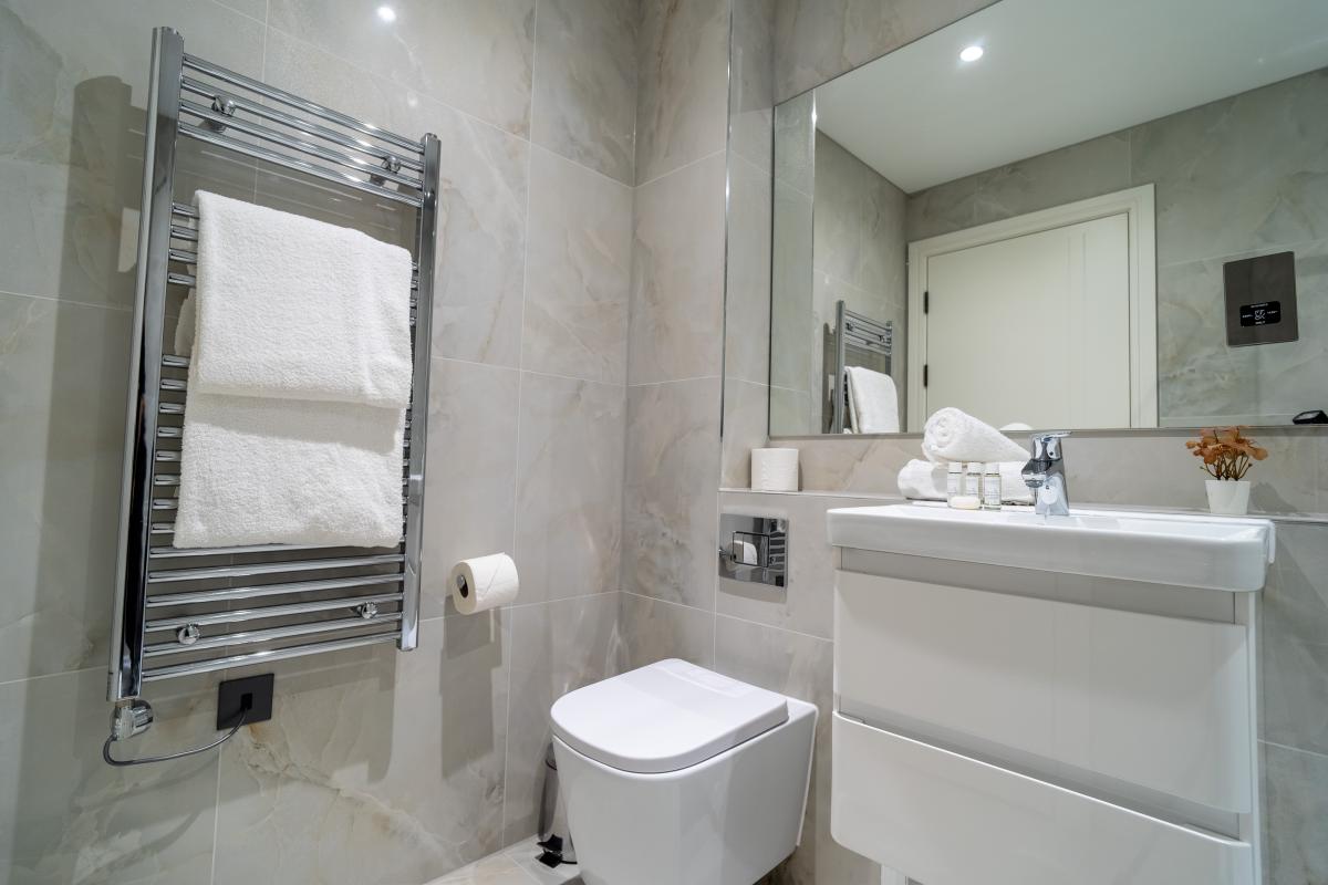 Two Bedrooms Luxuries Apartment, 57 Colts Village C — photo 15
