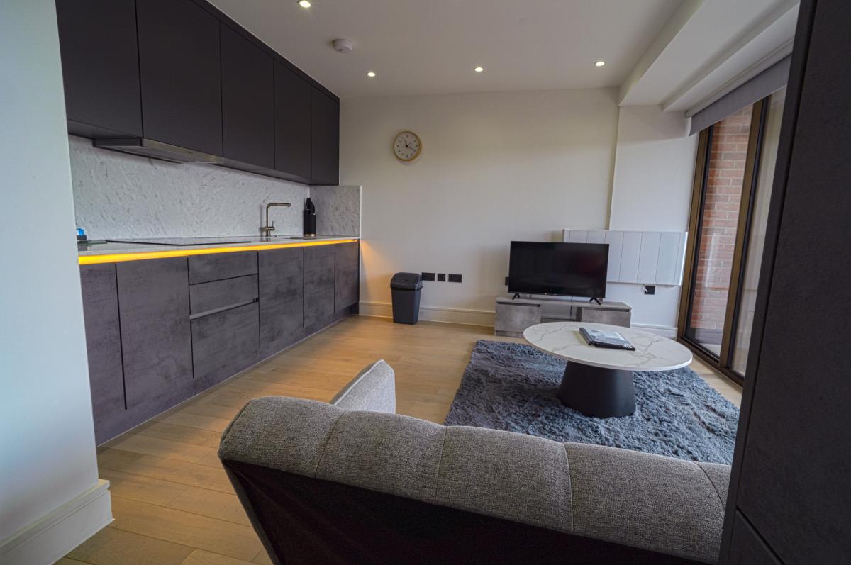 One Bedroom Luxuries Apartment,70 Colts Village C — photo 13