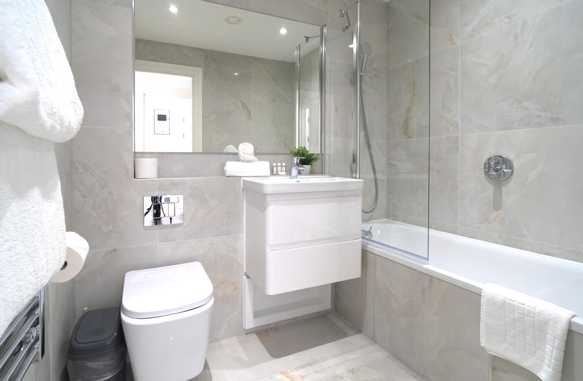 One Bedroom Luxuries Apartment,70 Colts Village C — photo 9