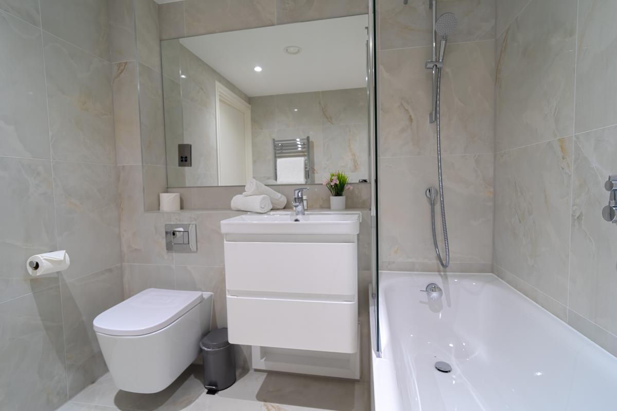 One Bedroom Luxuries Apartment, 77 Colts Village C — photo 16
