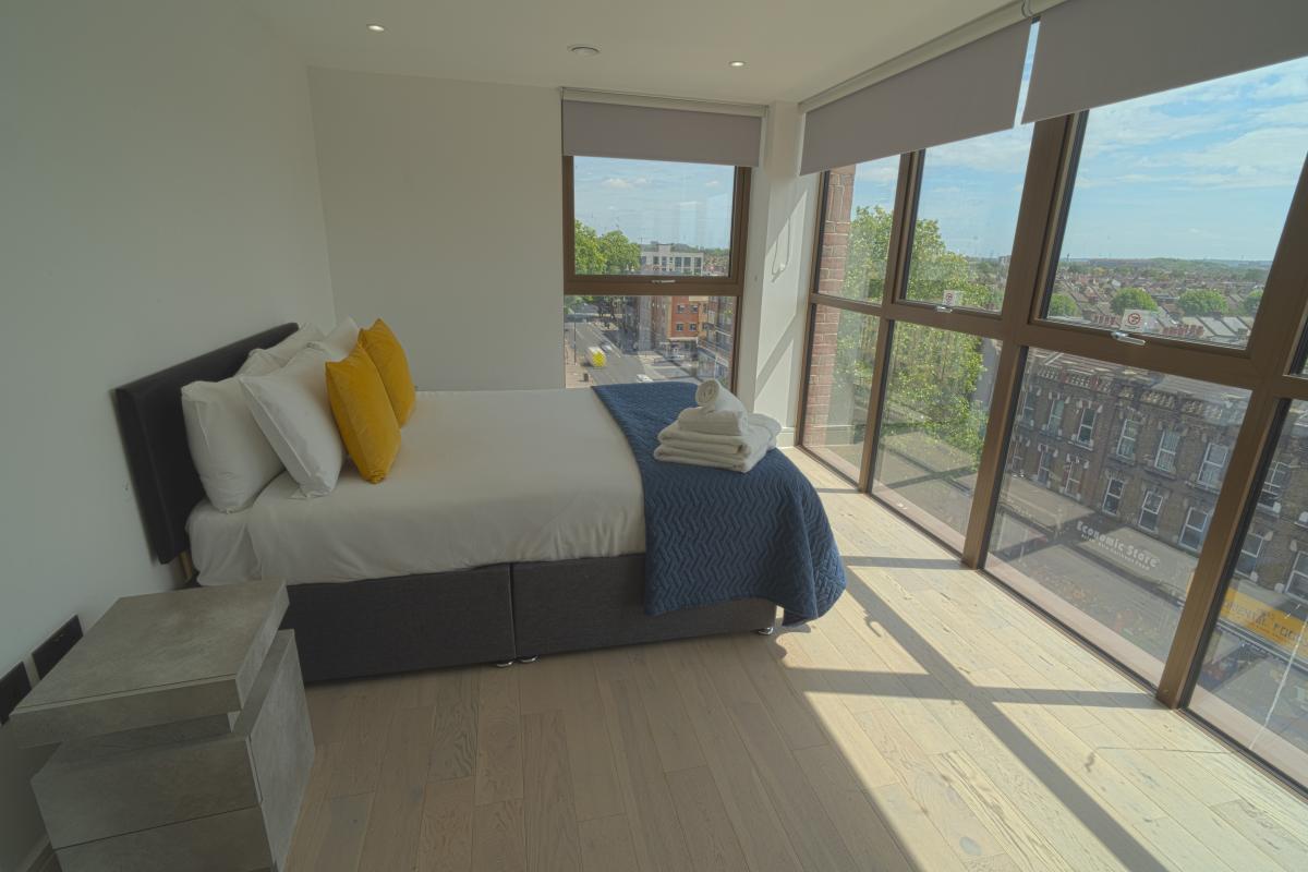 Penthouse ,Three Bedrooms Luxuries Apartment, 78 Colts Village C — photo 12
