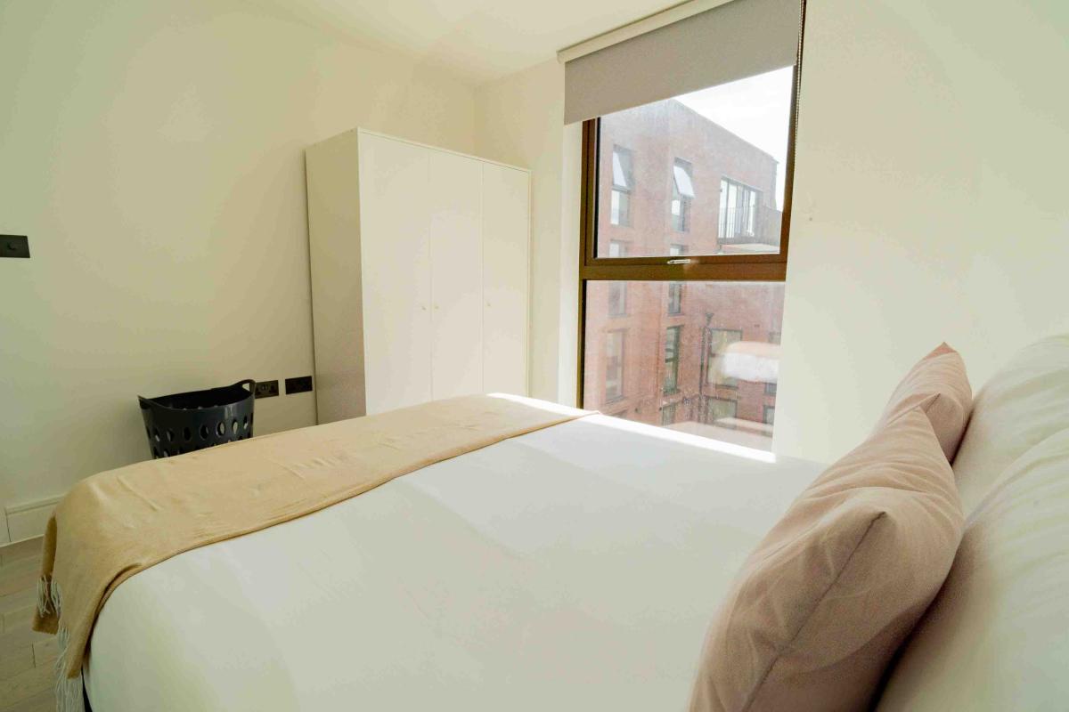 Three Bedrooms Luxuries Apartment, 67 Colts Village C — photo 6