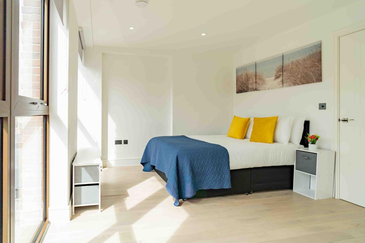 One Bedroom Luxuries Apartment, 65 Colts Village C — photo 4